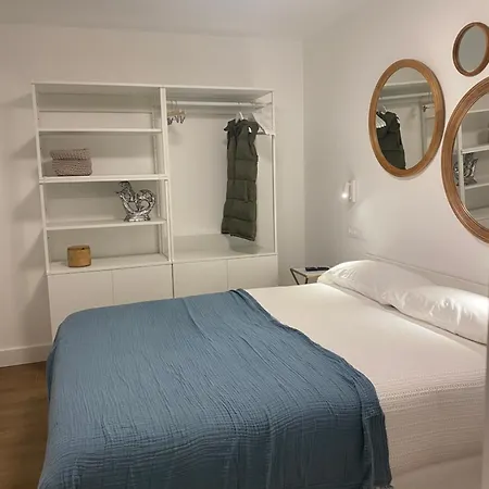 San Mames Con Garaje Incluido Coche Mediano * León