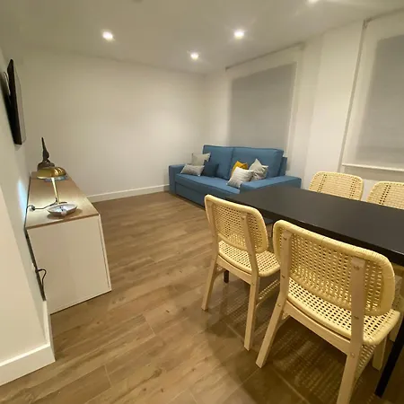 Appartement San Mames Con Garaje Incluido Coche Mediano León