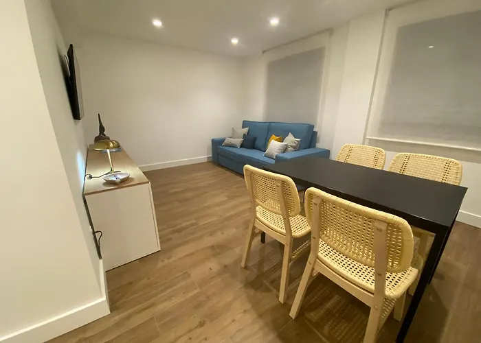 Apartment San Mames Con Garaje Incluido Coche Mediano León